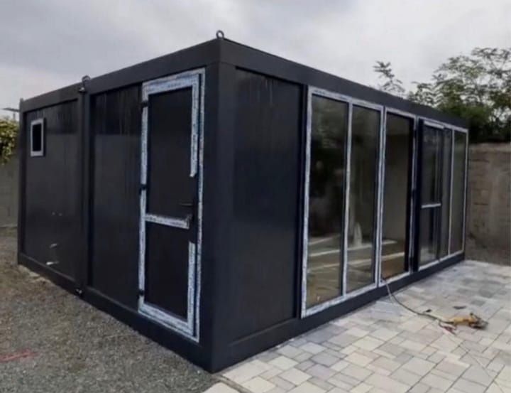 Vand containere modulare la super preț-calitate