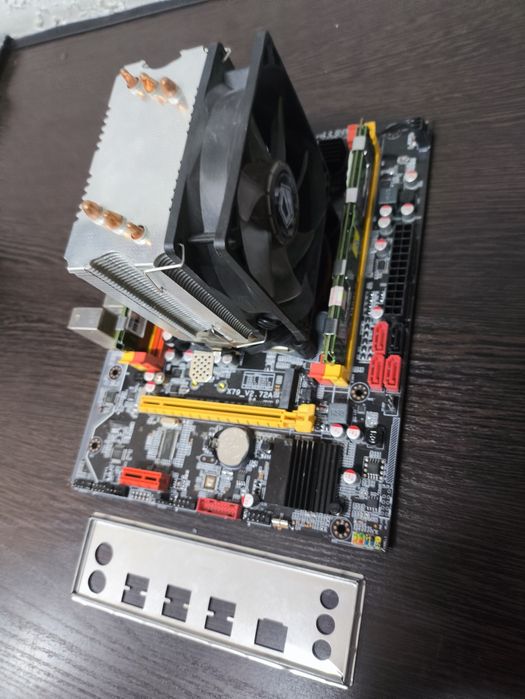 X79+Xeon E5 4160+8Gb