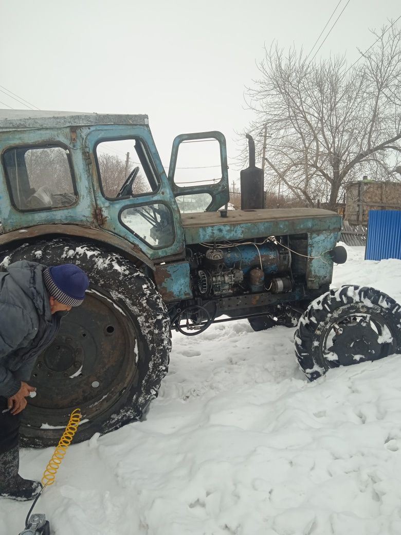 Продам трактор Т-40