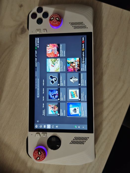 Vând consola Asus Rog Ally Z1 Extreme / schimb cu nintendo switch 2