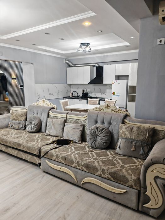 Продам диван шах