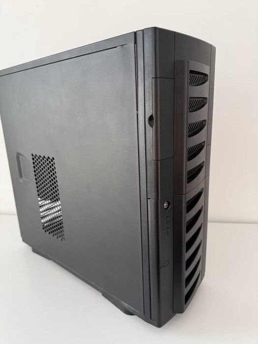 Server Intel S2600CW, 2 x Xeon E5-2680v3 12 core 2.5 Ghz, 96 GB RAM