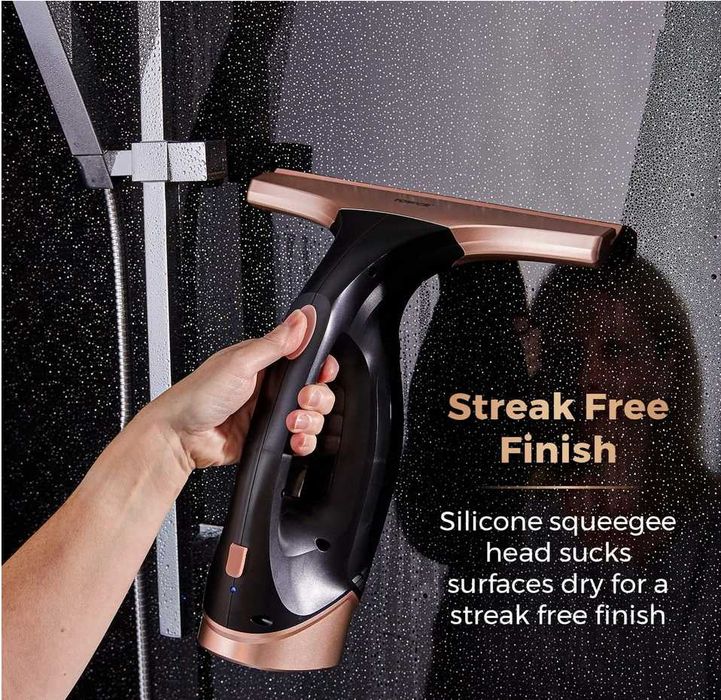 Aspirator portabil pentru geamuri