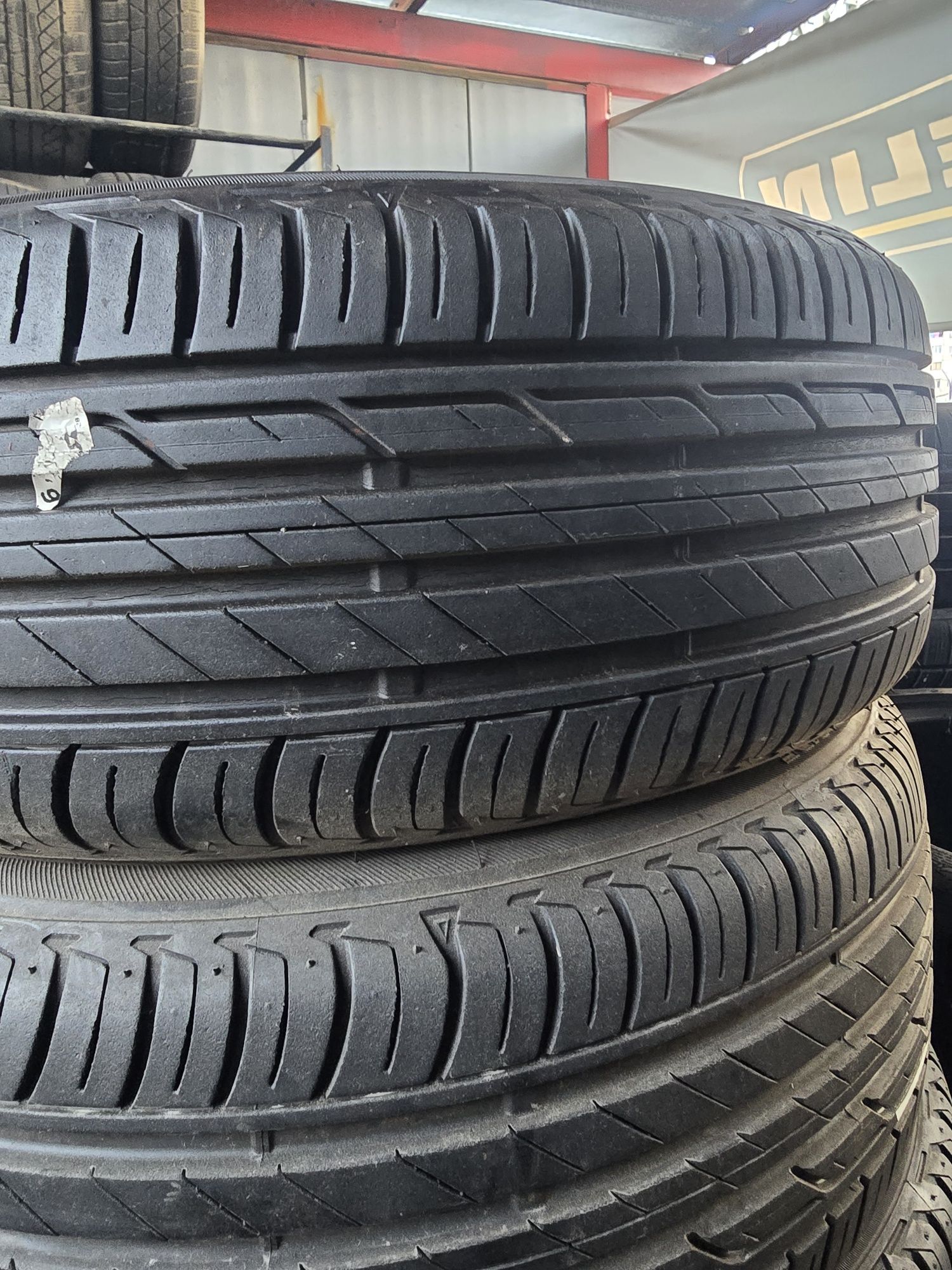 Летни гуми 185 50 16 Bridgestone 4бр