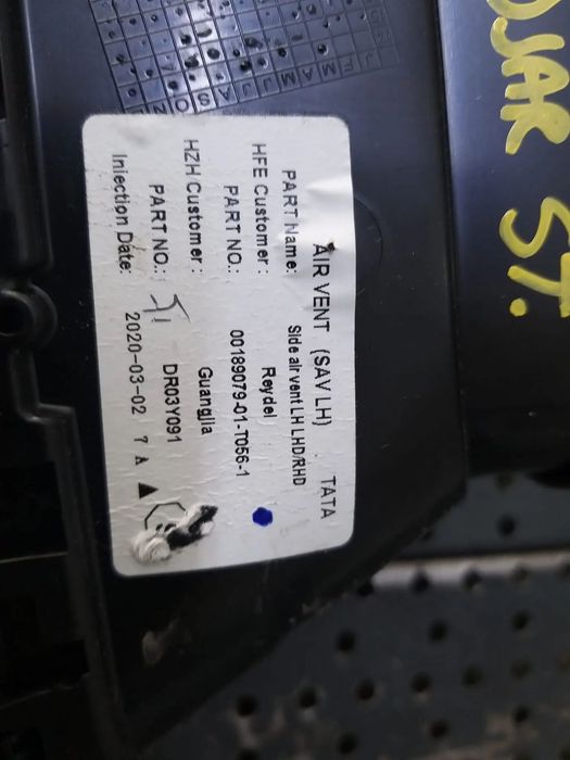 Grila ventilatie bord stanga renault kadjar ha hl 0018907901 687617883r 687618882r 687610165r 687615810r
