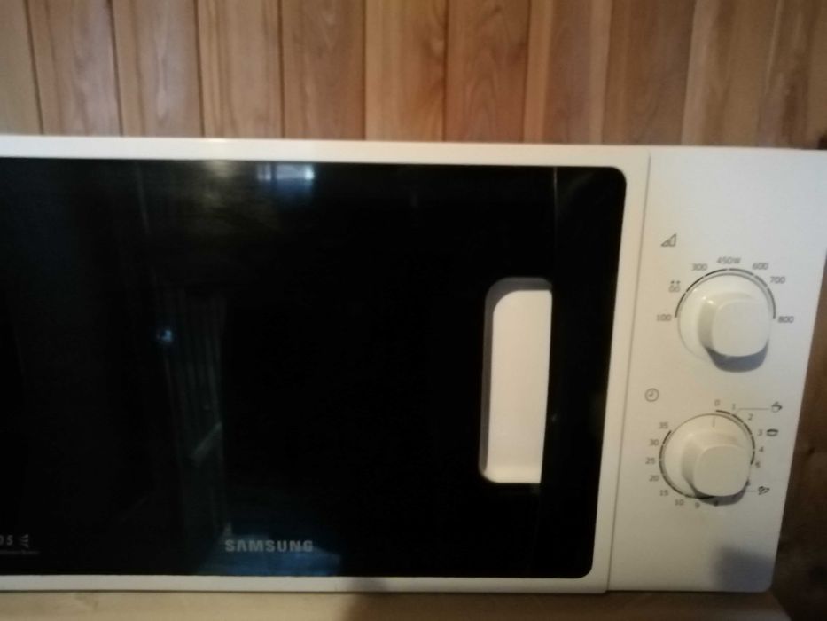 Продам микровалновую печь
