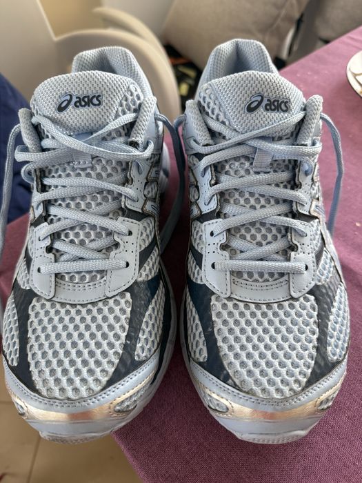 Нови маратонки Asics