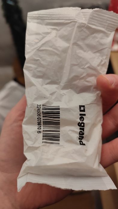 Подаряват се клеми и други неща