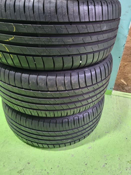 4 бр летни 225/50/17 Goodyear
