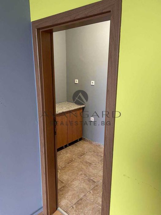 Продава се Офис в Пловдив, Кършияка - 72 кв.м за 1063 €/кв.м - Снимка #4