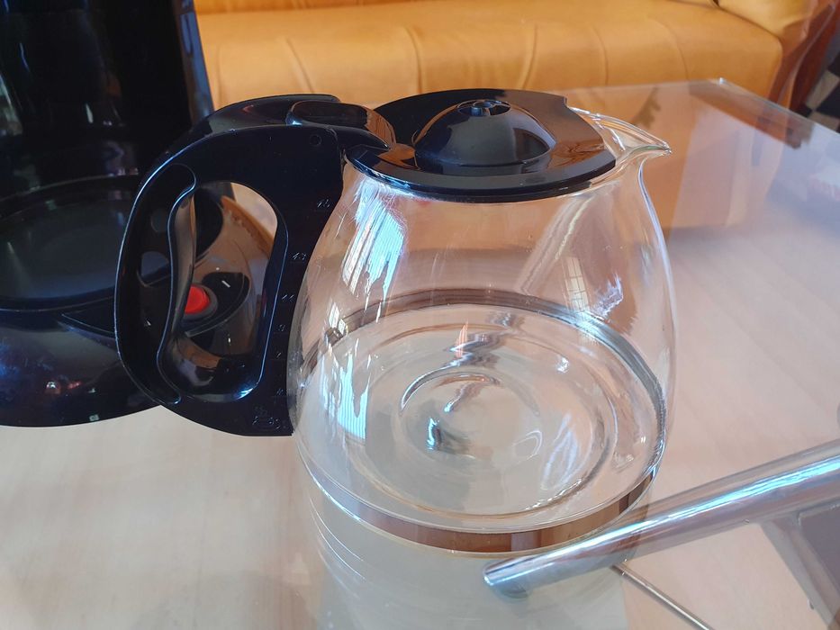 Кафемашина за Камион / Кола , 24v, 300w, 1500мл, Черна