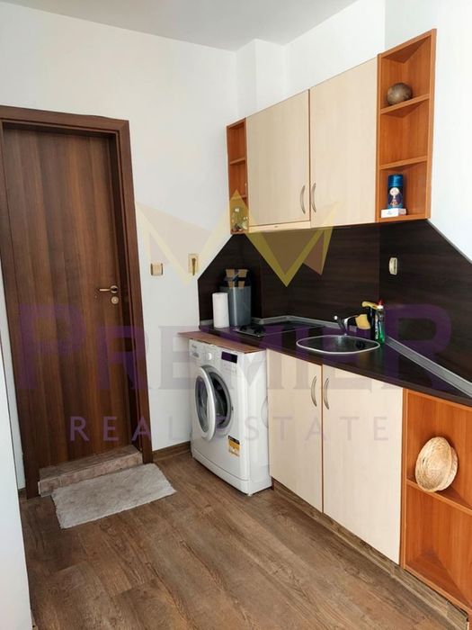 Продава се Тристаен апартамент в к.к. Слънчев бряг - 60 кв.м за 1084 €/кв.м - Снимка #4