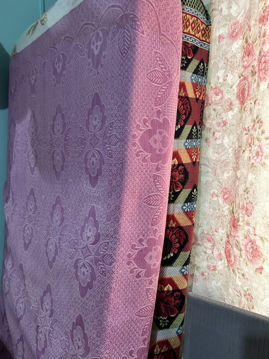 Матрасы 2 шт в среднем состоянии