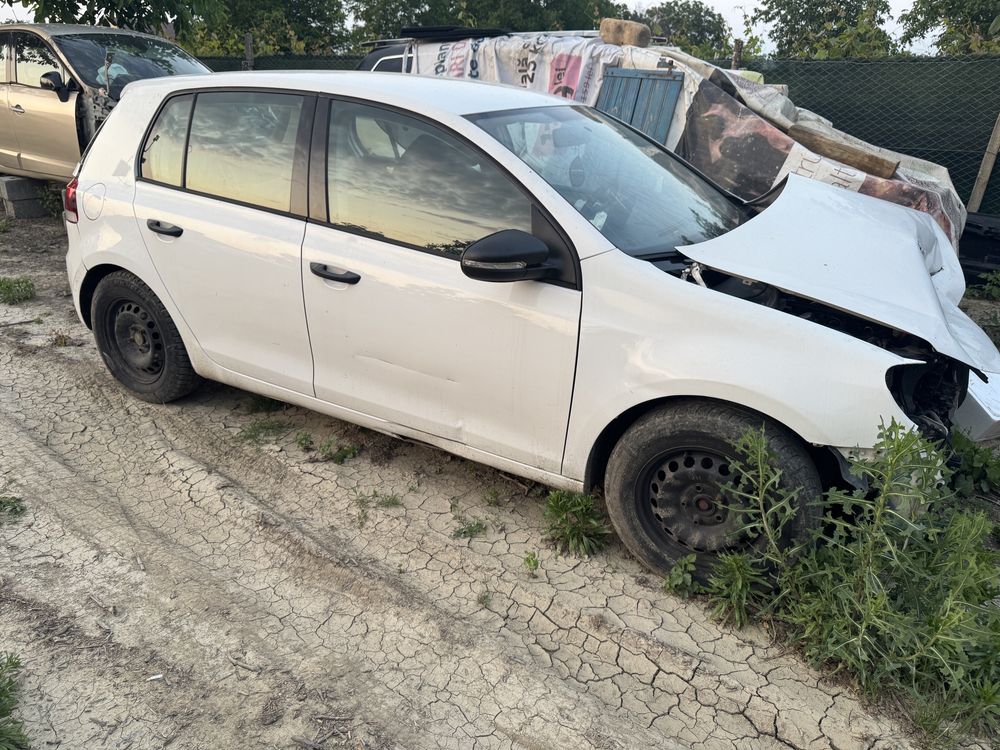 Bara spate haion usi geamuri macara oglinda aripa stopuri golf 6 scurt