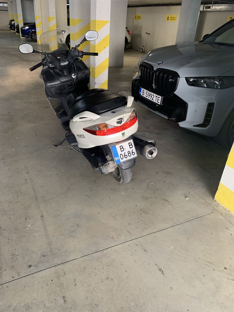 Suzuki Burgman UH 125. K7