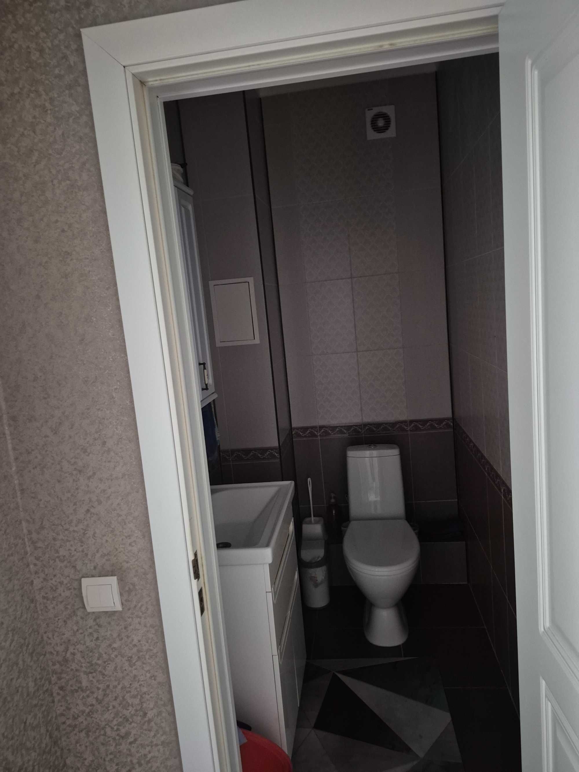 Продается 2 к.кв., общ. пл.91.2 кв.м, район мкр. Батыс-2(Алтын орда).
