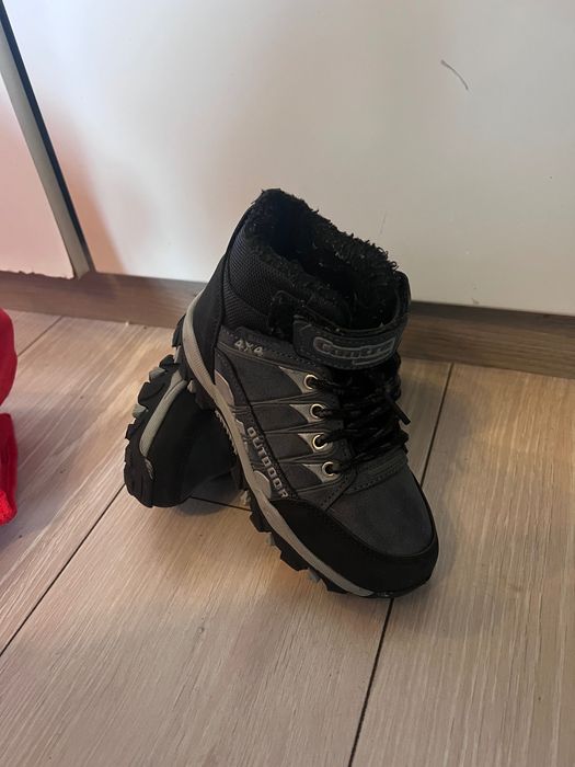 Детски боти за момче