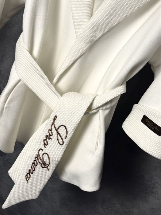 Palton Loro Piana Dama