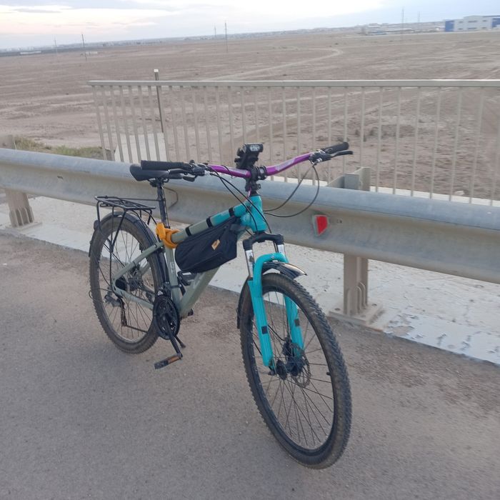Велосипед сатылады подарок сигнал воздочной  осы жылы алынды көп