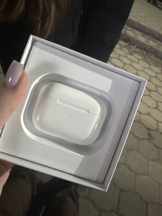 AirPods Pro 2, новые не использовали , состояние хорошее есть торг