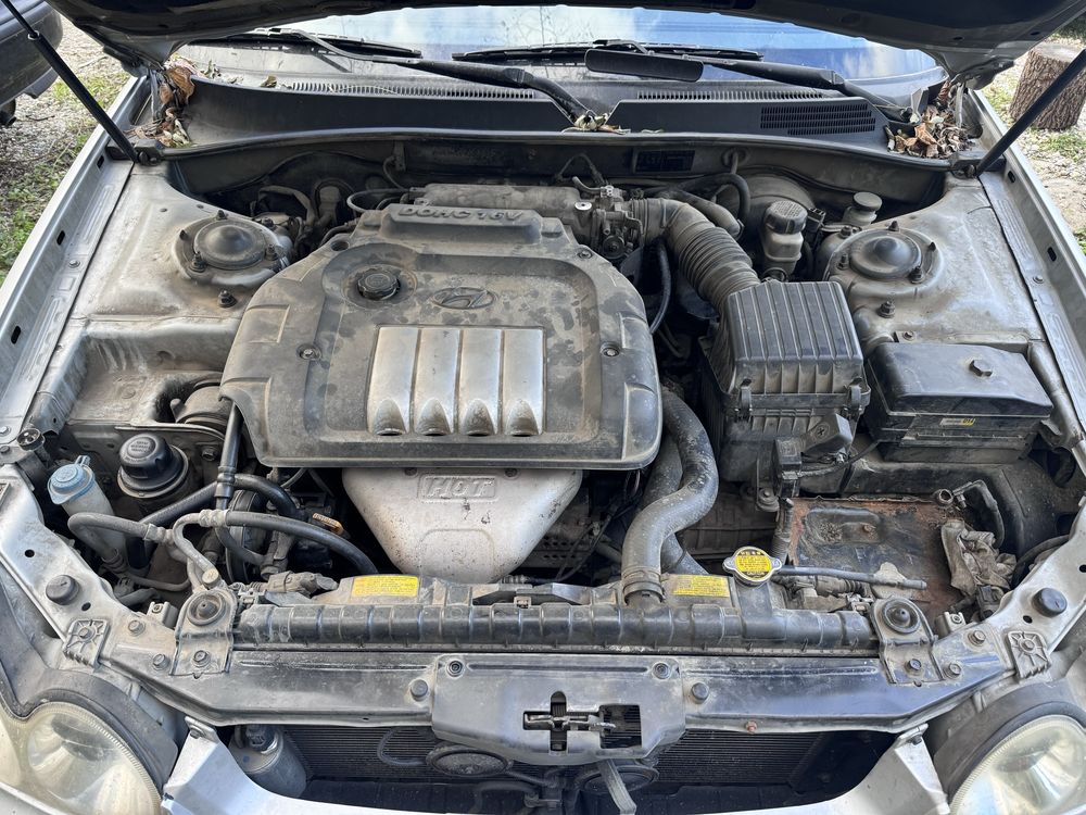 Hyundai Sonata 2.0i 131hp 2005г На Части