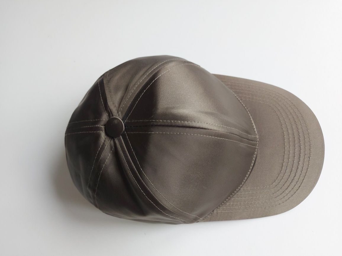 Hugo Boss, Acne studio,шапки с козирка,unisex 58-62 см