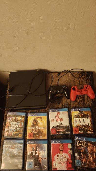 PS4 slim със добри игри