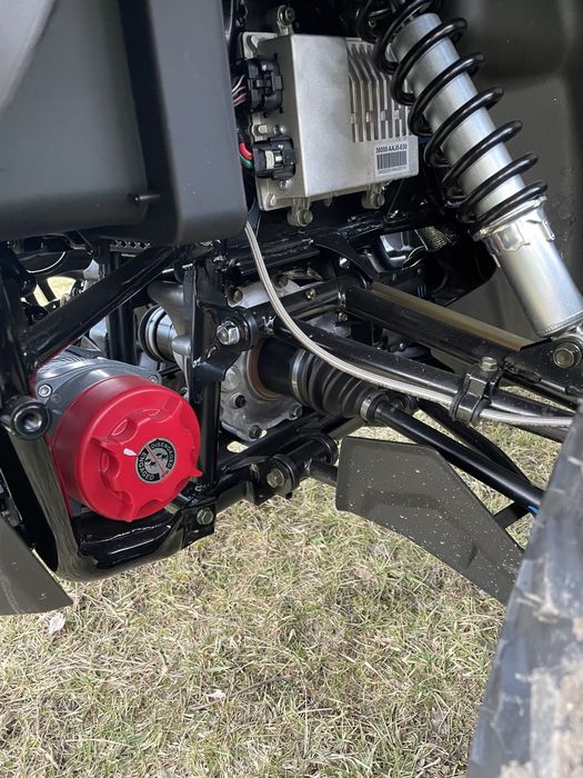 Vând atv kymko MXU 700i OCAZIE - Lot nou