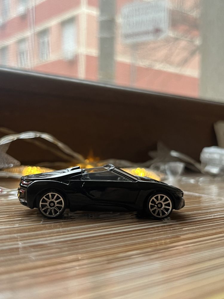 Hot Wheels BMW i8 ROADSTER