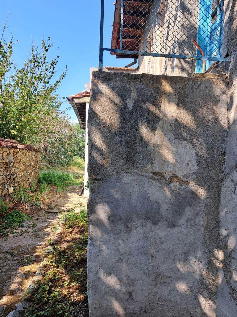 Продава се Къща в Шипка - 60 кв.м за 510 €/кв.м - Снимка #5