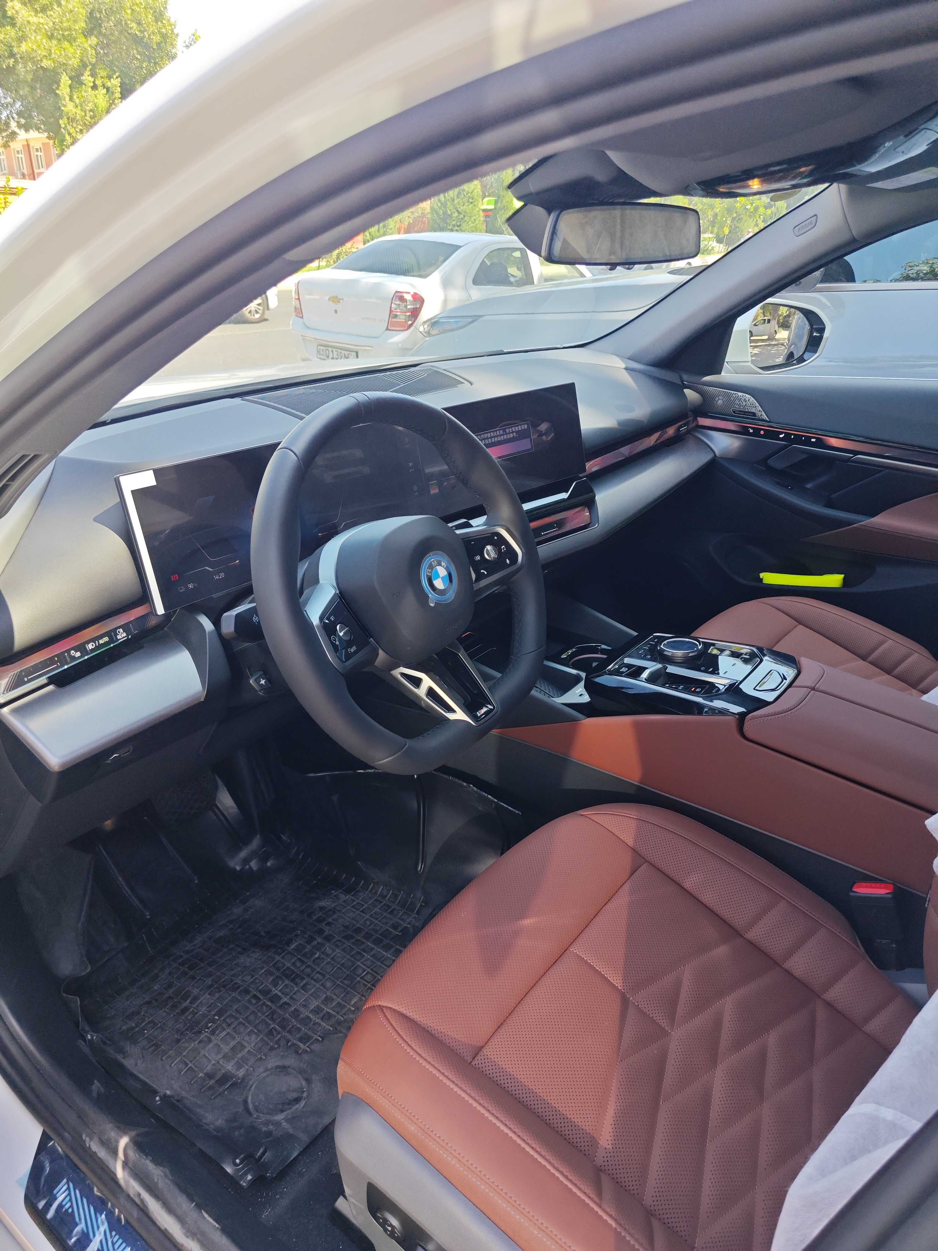 Bmw 5series 40L full