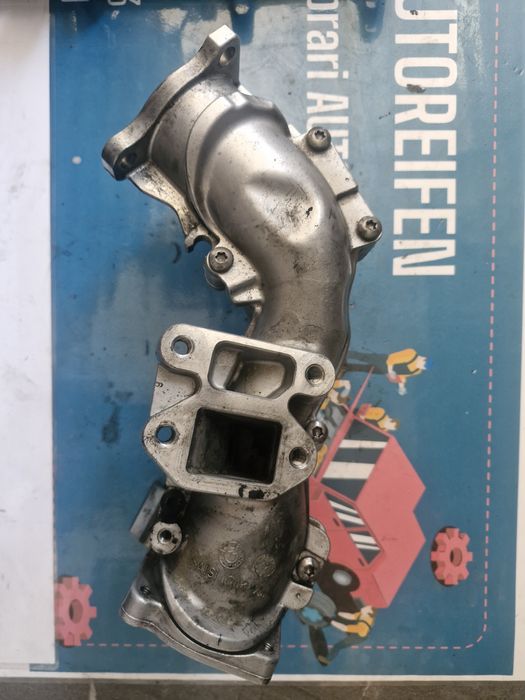 Galerie admisie cu clapete cuplaj cruce cardanica Opel Astra J 1.7 d