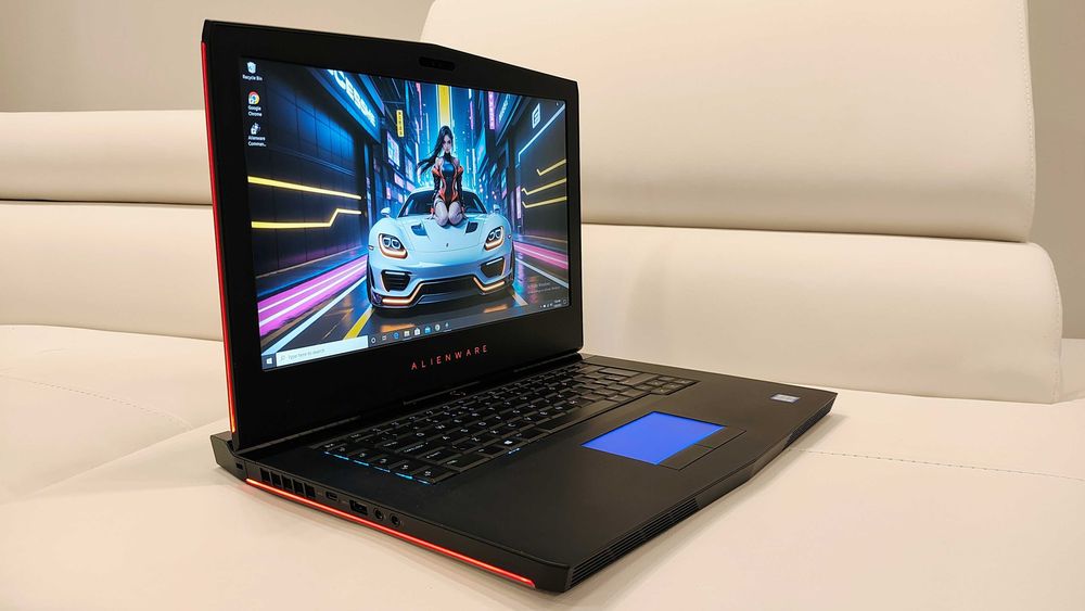 Laptop ALIENWARE ,intel core i7, video 8 GB nvidia GTX, ram 32 gb