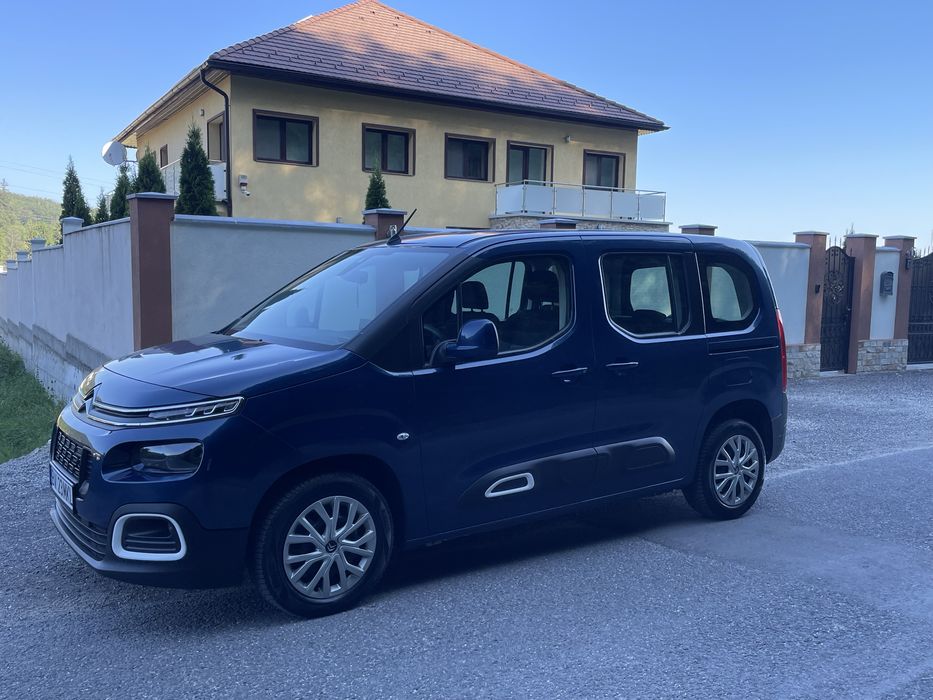 Citoen Berlingo 1.5 diesel 102 Cp model 2021