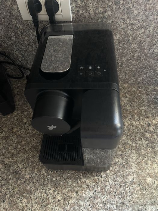 Aparat de cafea Tchibo Cafissimo – ca nou + capsule