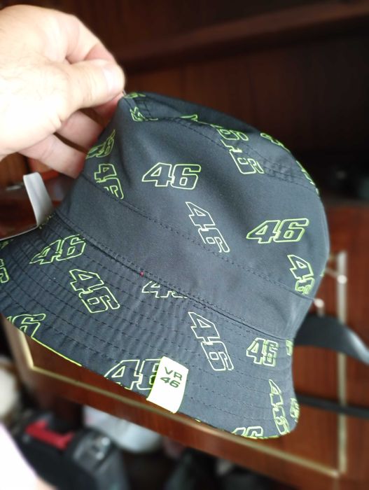 Шапки с козирка,идиотка Valentino Rossi 46