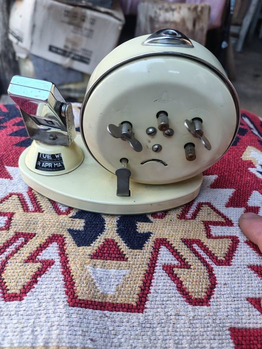 Ceasuri vechi de masă