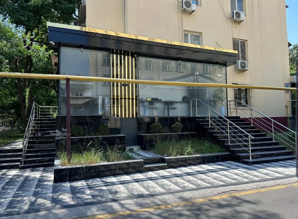 Продаётся коммерческое помещение (нежилое) Ц-5 2-Линия