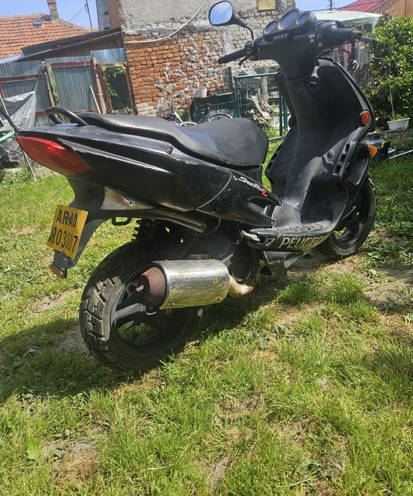 Vând scuter Peugeot speedfight2