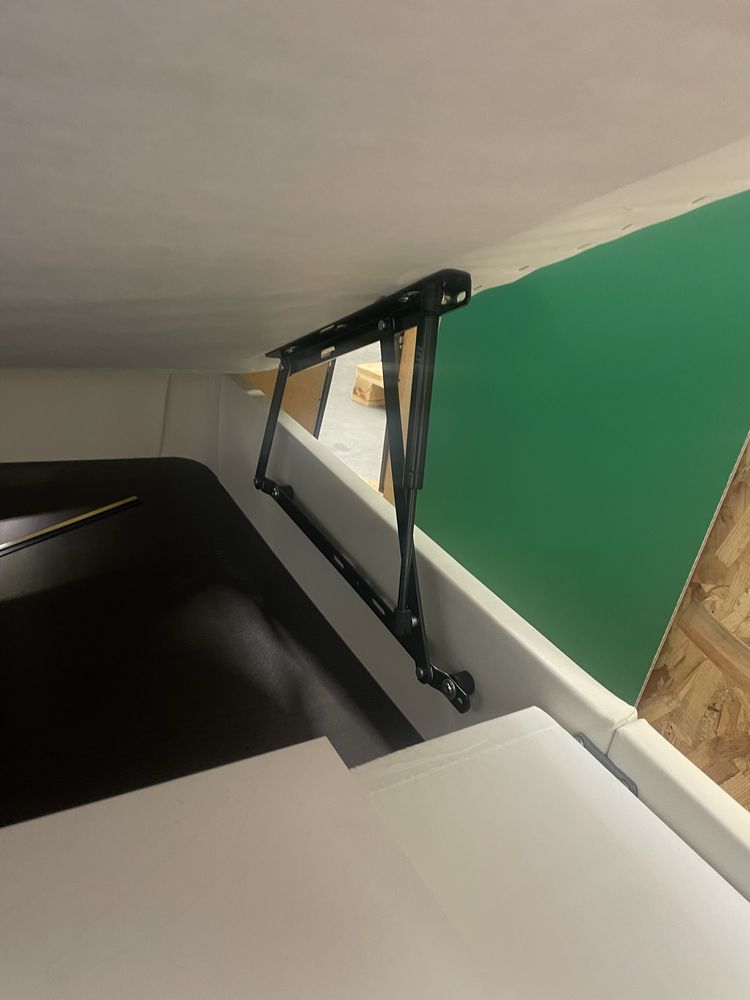 Pat IKEA KVITSOY NOU, 160x200 cm, cu lada depozitare si somiera