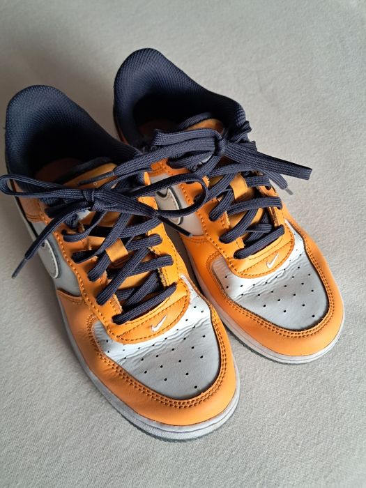 Nike Air Force 1  SE