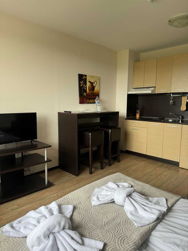 Дава се под наем Двустаен апартамент в Банско - 70 кв.м за 800 € - Снимка #8