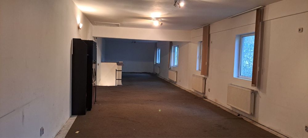 Inchiriez imobil, parter si etaj