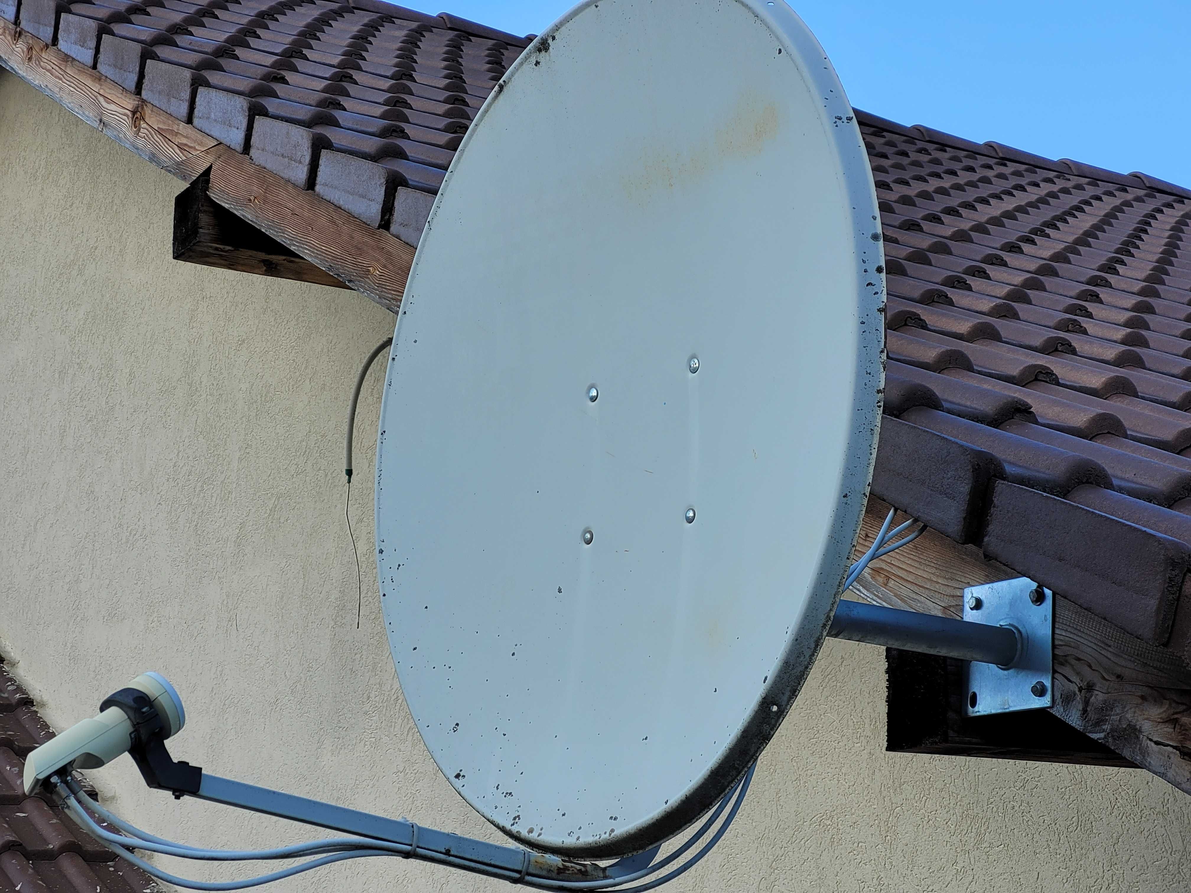 Antena TV Satelit + Receptoare DIGI