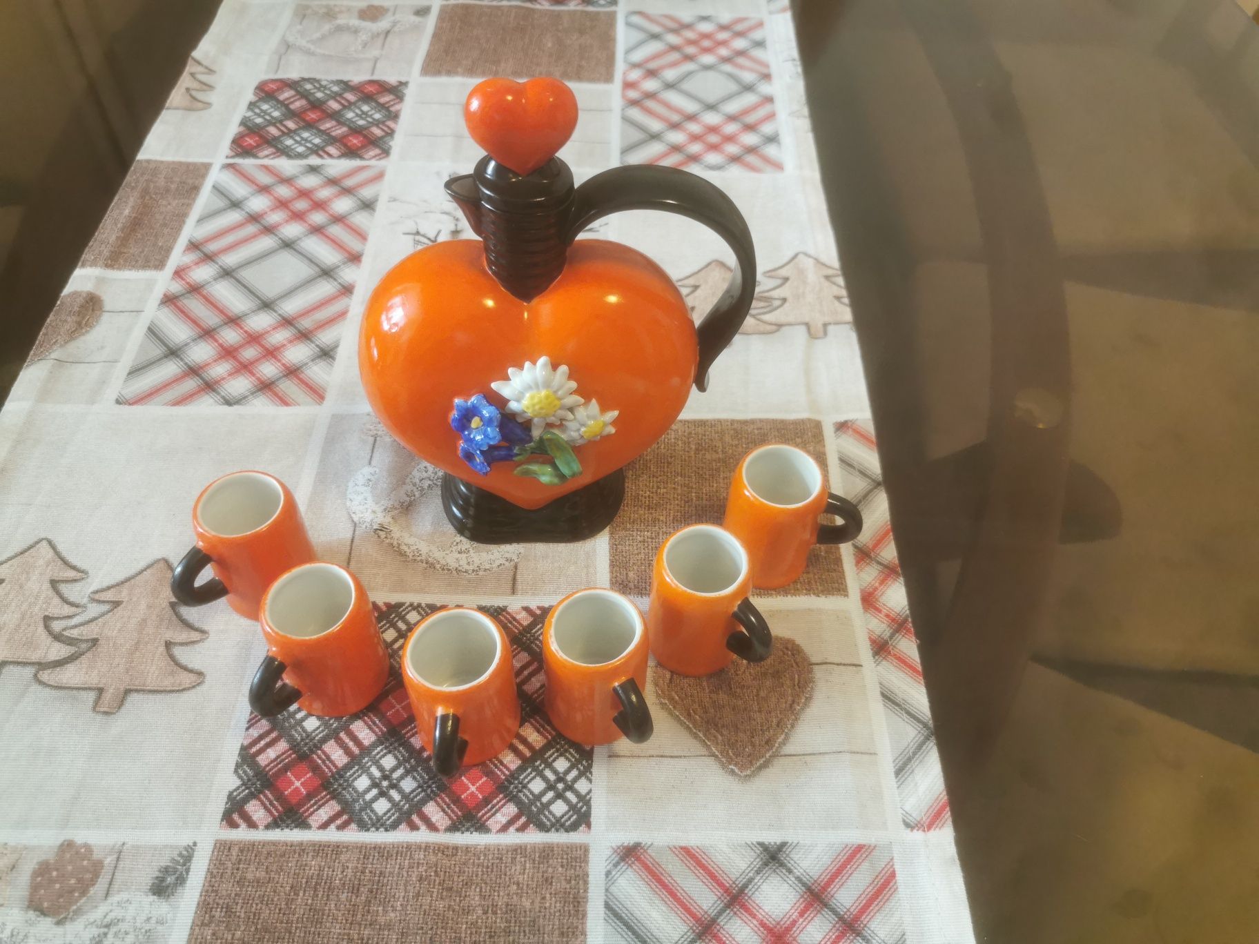 Гарафа и чаши  за ликьор