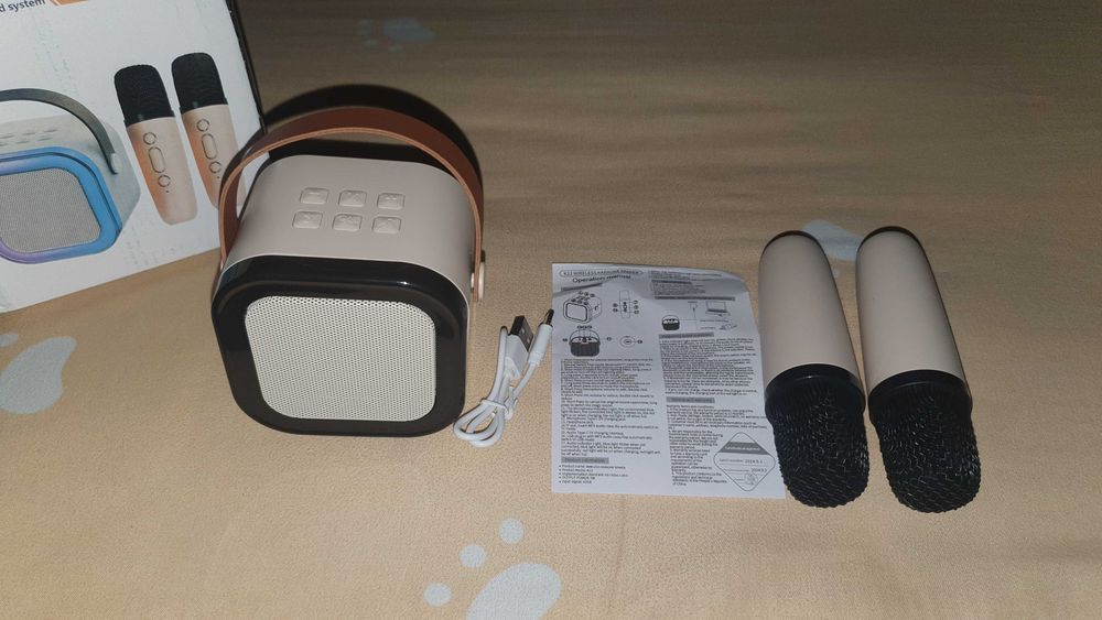 Boxă portabilă cu bluetooth microfon pentru copii și profespri