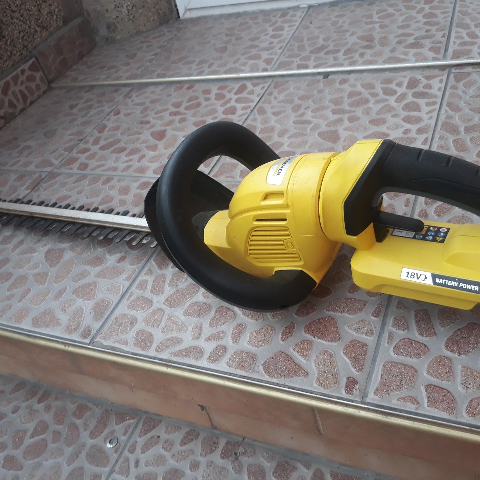 Акумолаторен Храсторeз Karcher HGE18-50