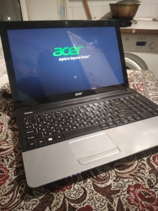 Ноутбук acer сотилади