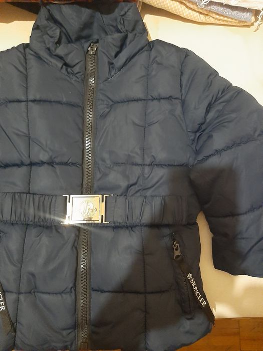 Курточка на девочку