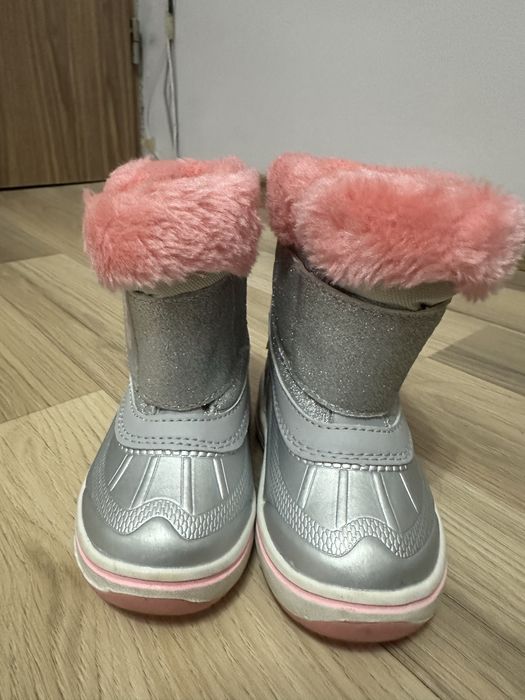 Детски ботушки за момче и момиче